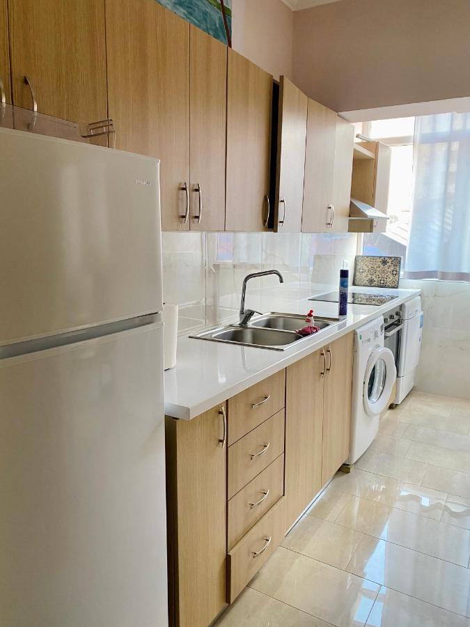 Ultra Apartments 'New Baazar 2' Tirana Buitenkant foto