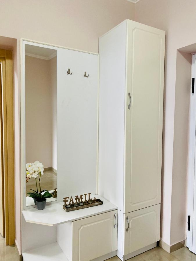 Ultra Apartments 'New Baazar 2' Tirana Buitenkant foto