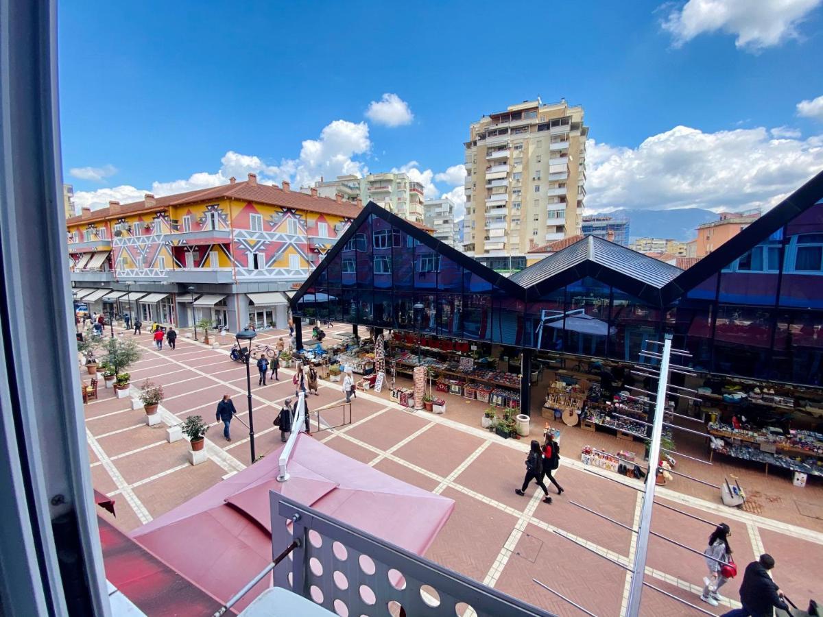 Ultra Apartments 'New Baazar 2' Tirana Buitenkant foto