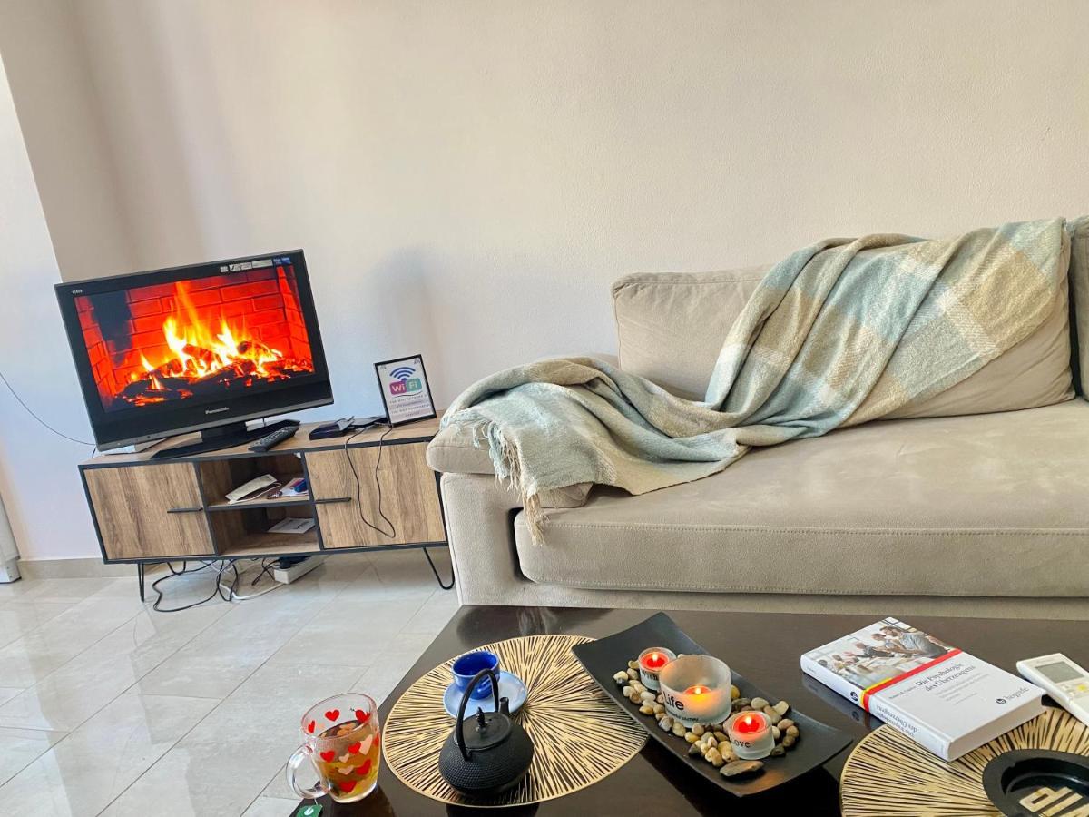 Ultra Apartments 'New Baazar 2' Tirana Buitenkant foto