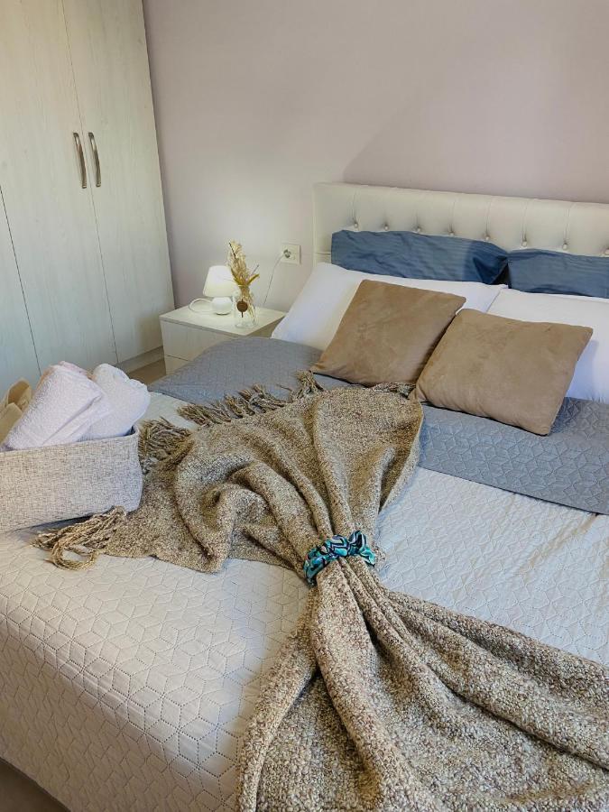 Ultra Apartments 'New Baazar 2' Tirana Buitenkant foto
