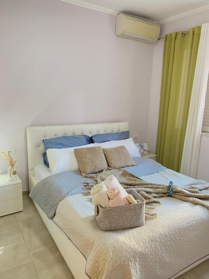 Ultra Apartments 'New Baazar 2' Tirana Buitenkant foto