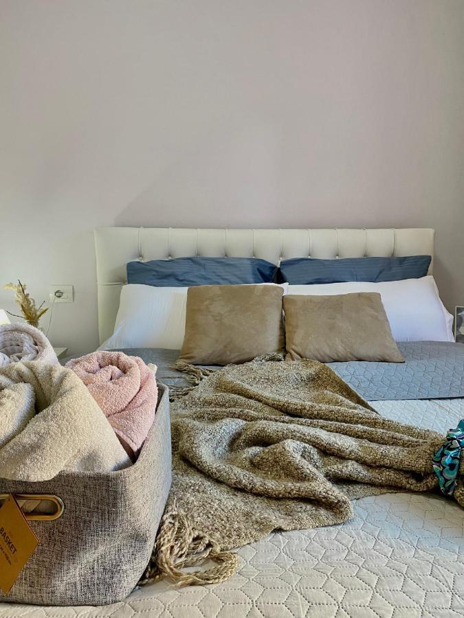 Ultra Apartments 'New Baazar 2' Tirana Buitenkant foto